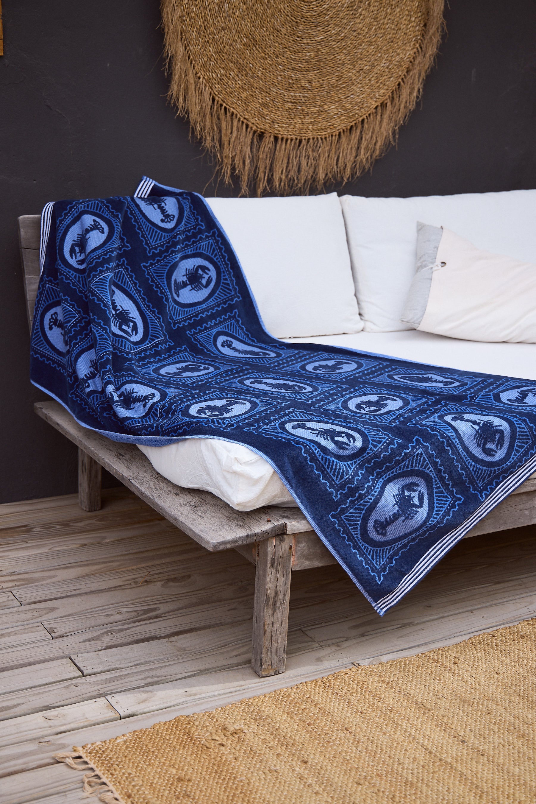 Lobster Frame Nova Navy Beach Towel – CARO HOME