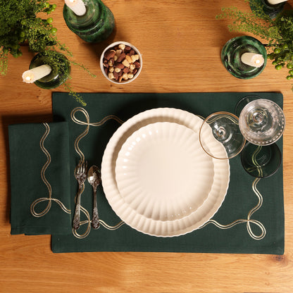 Double Scallop Holiday Placemats Set of 4