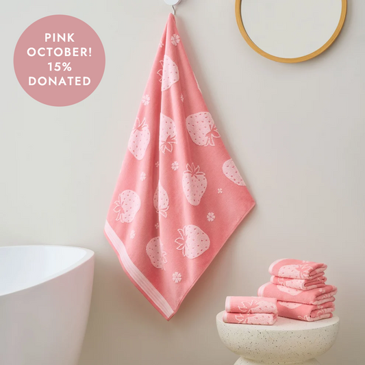 Strawberry Field - Kids Bath Towels