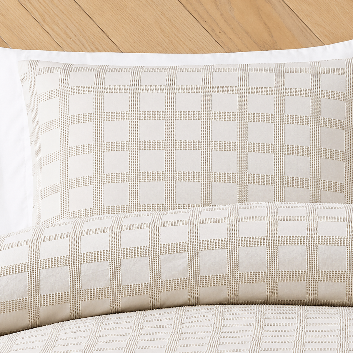 Whitley 100% Cotton Seersucker Comforter Set