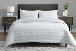 MADISON 3 Piece Comforter Set - New!