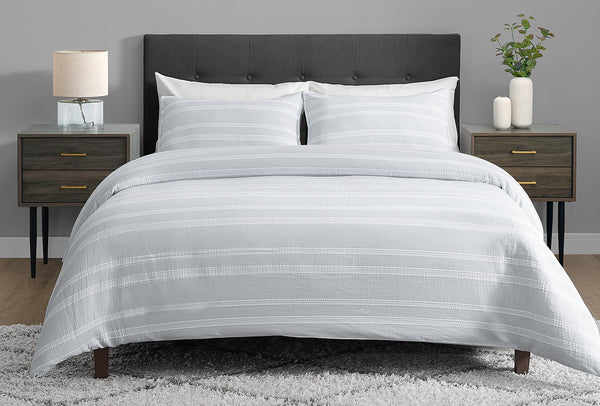 MADISON 3 Piece Comforter Set - New!